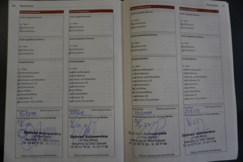 Audi Q7  4,2 TDI QUATTRO S-LINE AUT. - fotka 39 z 40