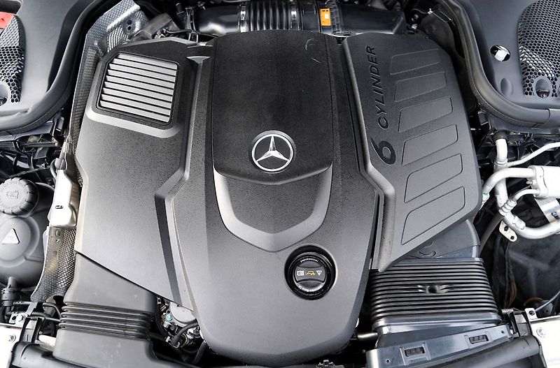 Mercedes-Benz CLS 400d AMG/4Matic/Burmester/s.kn - fotka 10 z 49