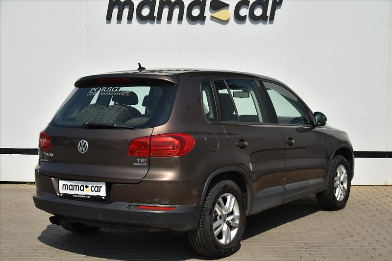 Volkswagen Tiguan 1.4 TSI SERVISNÍ KNIHA ČR - fotka 2 z 3