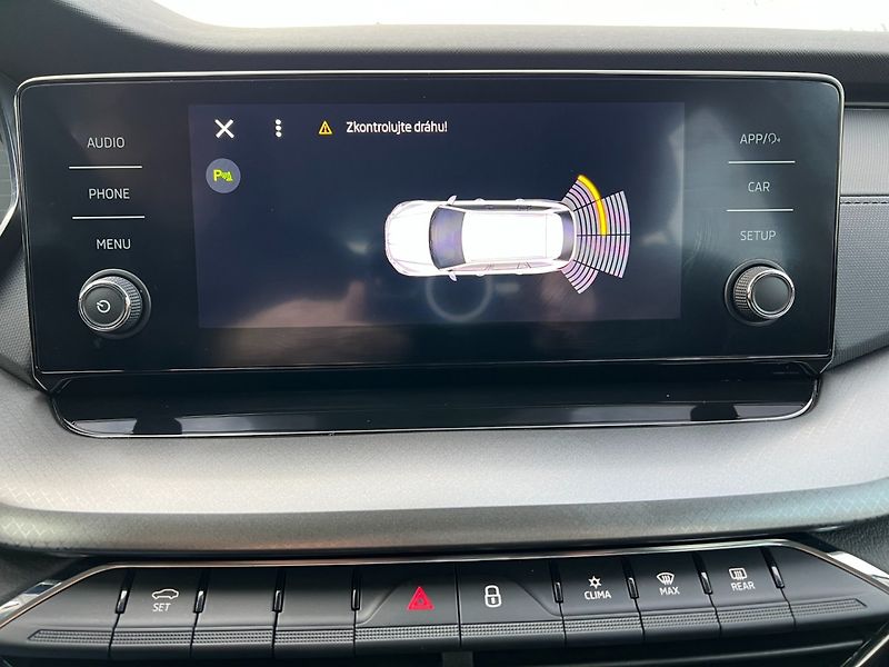 Škoda Octavia (2023) com. 2.0TDi! ČR+1. maj! TAŽNÉ! - fotka 35 z 39