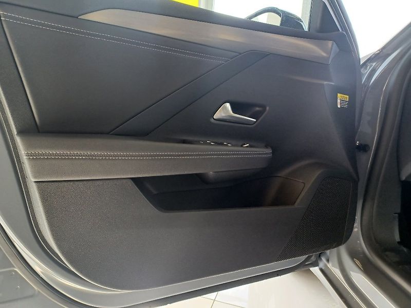 Opel Astra (2026) ST GS Hybrid 1,2T 145k Automat - fotka 13 z 52