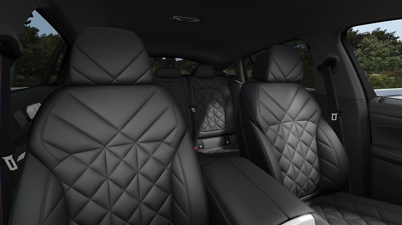 BMW X6 xDrive40d - fotka 11 z 14