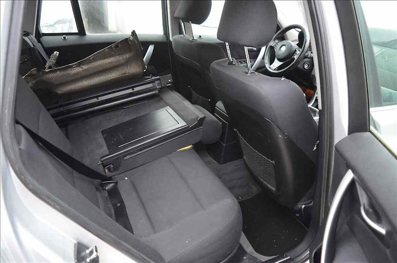 BMW X3 (2006) 3,0 D - fotka 18 z 20