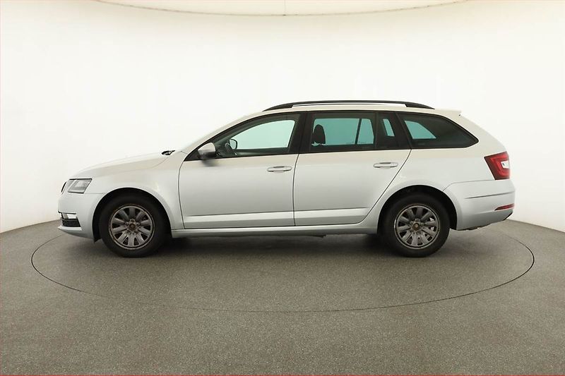 Škoda Octavia (2019) 1.6 TDI, 4X4, Serv.kniha - fotka 3 z 23