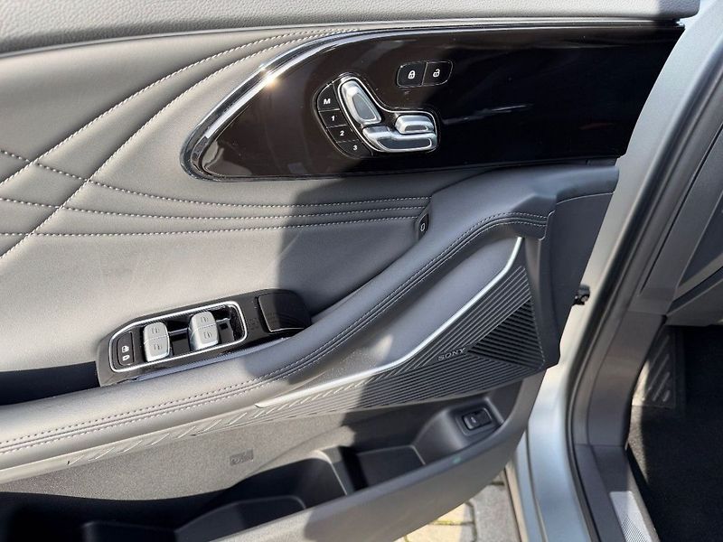 Omoda 9 Premium 1.5 PHEV AWD AT, REZER - fotka 9 z 33