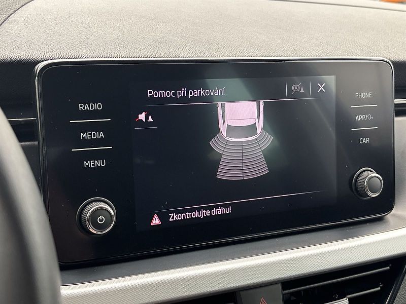 Škoda Scala (2021) 1.5 TSI Style - fotka 12 z 30