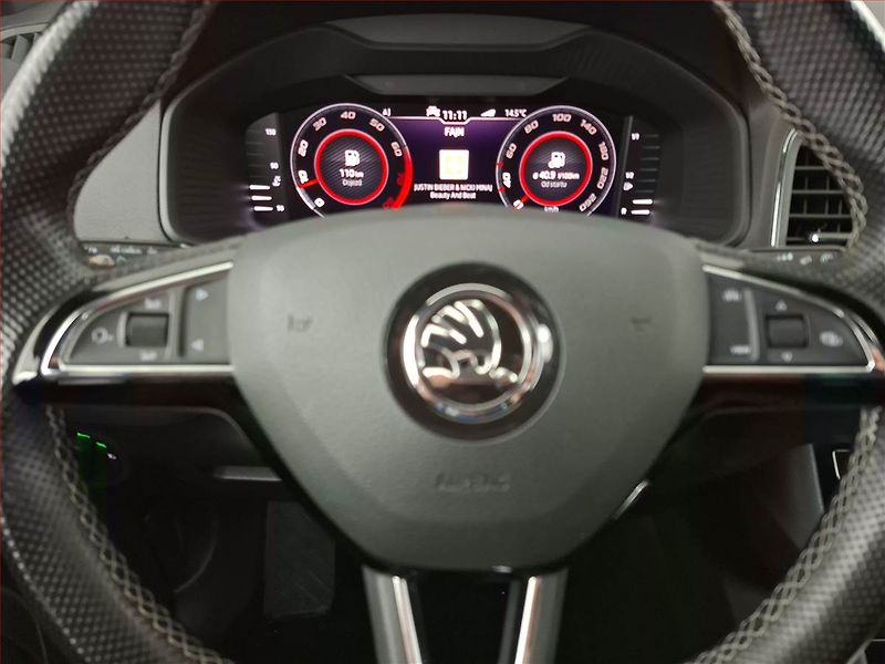 Škoda Karoq (2019) Sportline 1.5 TSI - fotka 19 z 21