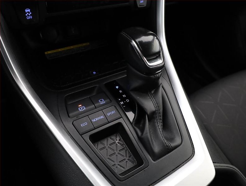 Toyota RAV4 (2020) 2.0 Valvematic - fotka 12 z 20