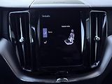 Volvo XC60 B4 AWD INSCRIP. // nezáv. top. - náhled 25