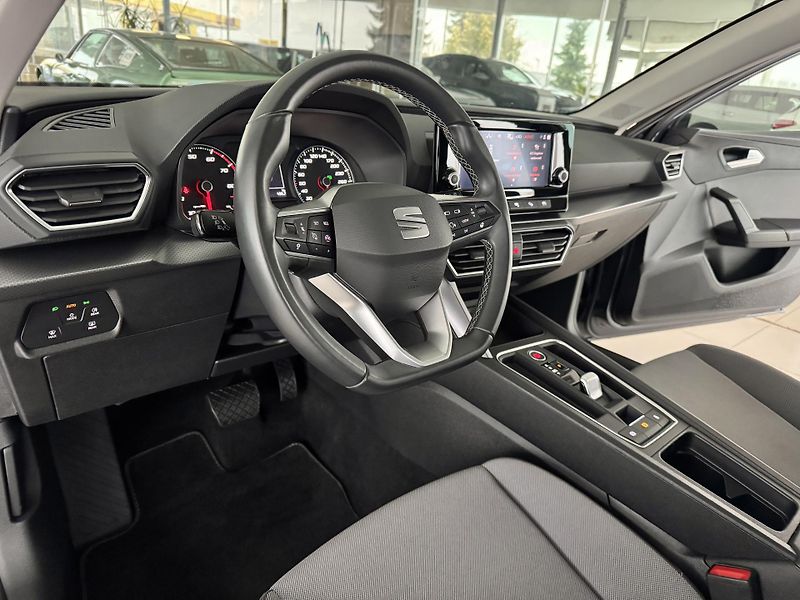 Seat Leon 1,0eTSI DSG*STYLE*Kamera*DPH - fotka 11 z 34