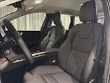 Volvo XC60 (2026) 2,0 B5  Plus Dark - náhled 15