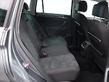 Volkswagen Tiguan 2,0 TDI Highline 4x4 DSG DPH - náhled 12