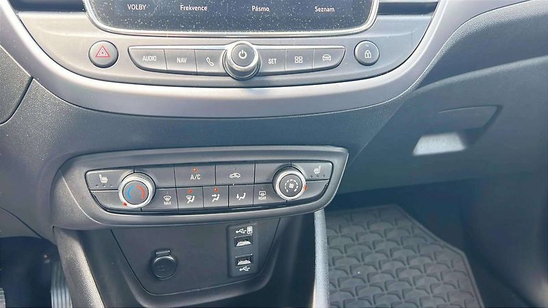 Opel Crossland Edition F 12 XHL 81kW/110HP MT - fotka 21 z 42