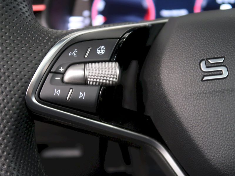 Škoda Kamiq (2025) MONTE CARLO 1.0TSI 85KW PANORA - fotka 20 z 40