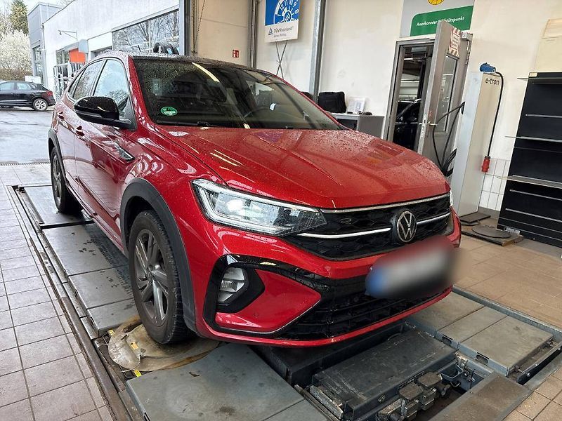 Volkswagen Taigo (2023) R-line 1.0 TSI 81 kW - fotka 2 z 8