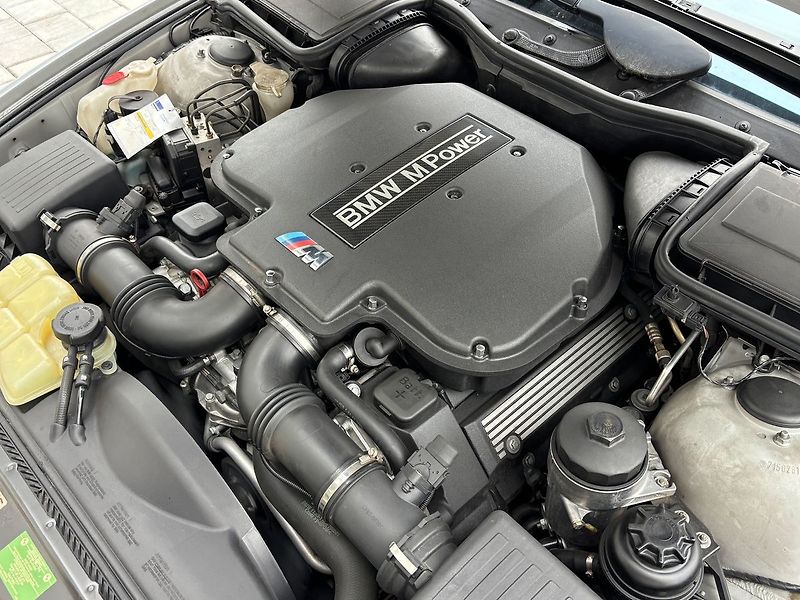 BMW M5 E39 - fotka 12 z 30