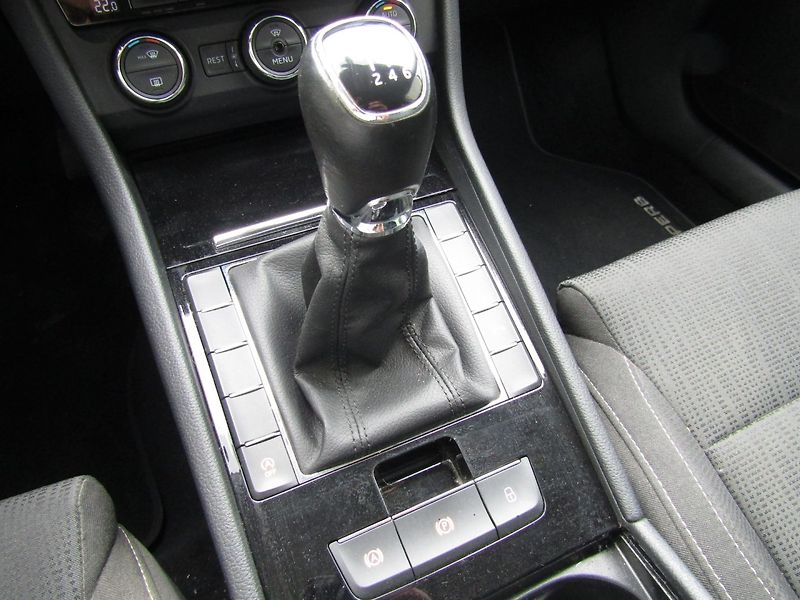 Škoda Superb (2017) 1.6 TDI 88kW - fotka 36 z 40