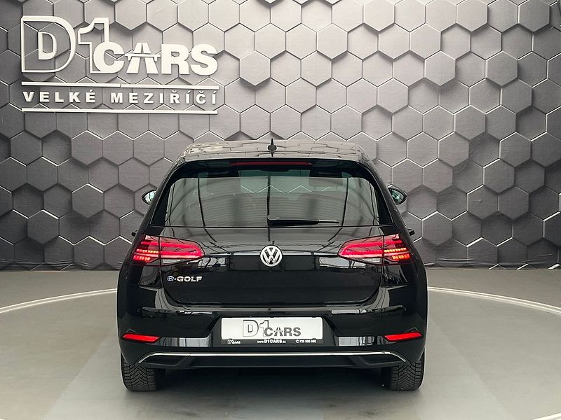 Volkswagen e-Golf 93,1% SoH, tep.čerp. virtual k - fotka 3 z 95