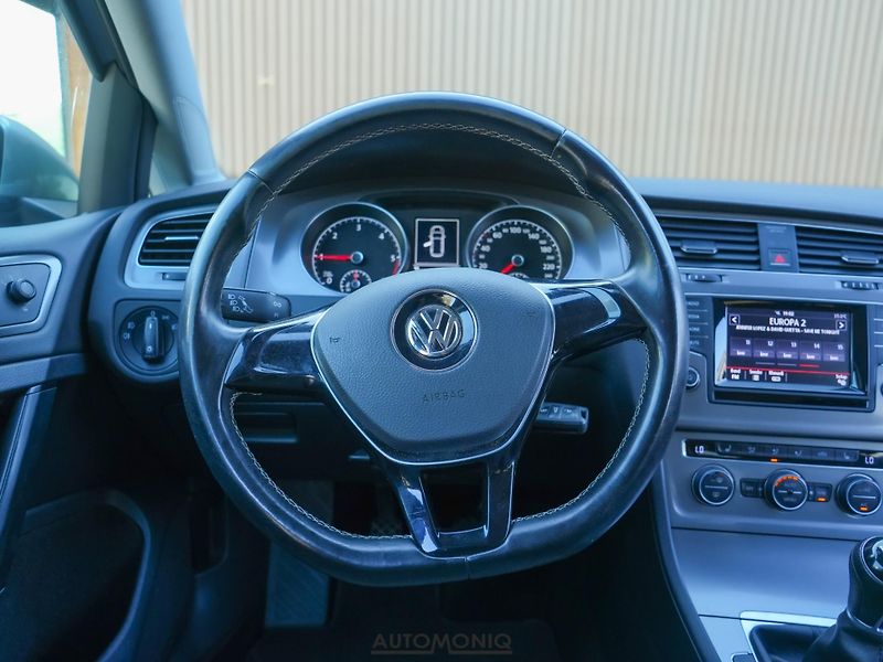Volkswagen Golf Variant (2015) VII 1.6 TDI Trendline Výhrev s - fotka 11 z 17