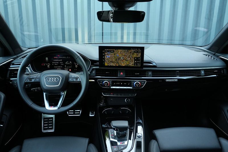 Audi A4 Allroad 50 TDI,Webasto, HUD, Kůže, B&O - fotka 16 z 46