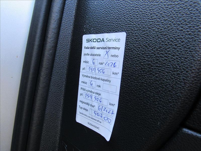 Škoda Kodiaq 2,0 TDI 110kW Scout 4x4 DSG - fotka 35 z 36