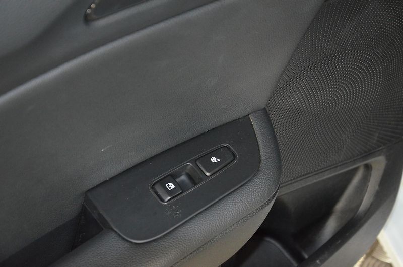Kia Ceed (2023) SW 1.5TGDI 118 GT Line AT - fotka 13 z 15