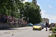 Tradiční závod S kopce do kopce si nenechalo letos ujít na sedm desítek posádek historických automobilů a motocyklů