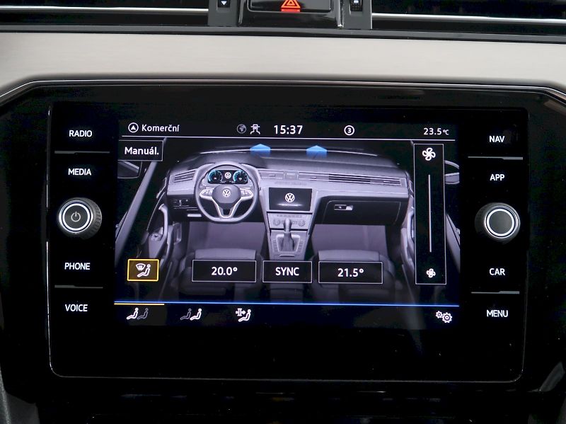 Volkswagen Passat (2022) ELEGANCE 2.0TDI EVO DSG - fotka 24 z 38