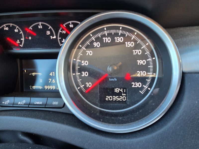 Peugeot 508 (2015) 2.0 BHDI 180 GT EAT6 - fotka 15 z 35