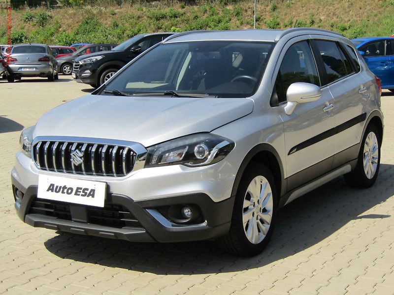 Suzuki S-Cross (2017) 1.0 BJet 4x4, 1.maj,ČR - fotka 3 z 18