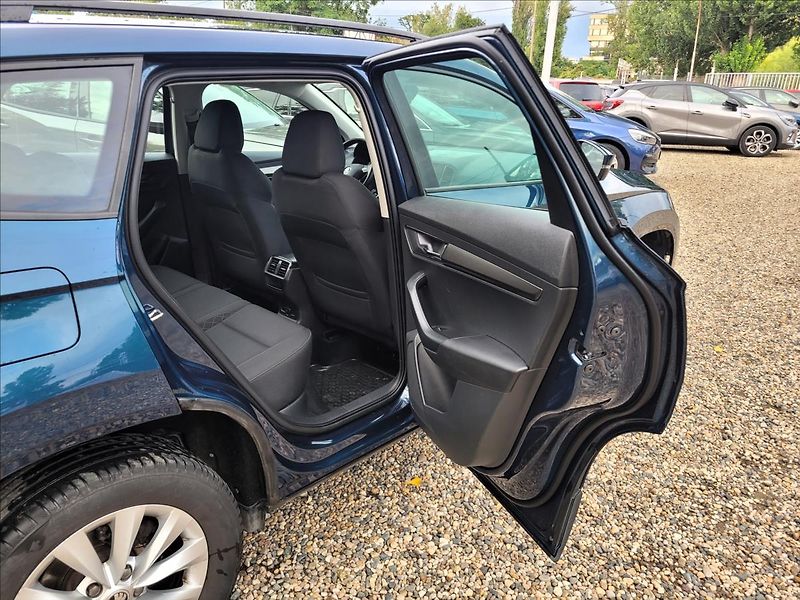 Škoda Karoq 1,5 TSI,DSG,navi,110kw - fotka 15 z 49