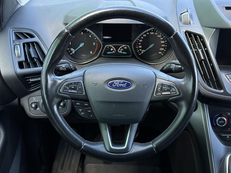 Ford Kuga 2.0TDCi 4x4 150PS NAVI Tempoma - fotka 19 z 38