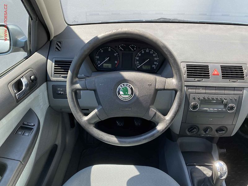 Škoda Fabia (2002) 1.9 TDi, ČR, Comfort - fotka 11 z 13