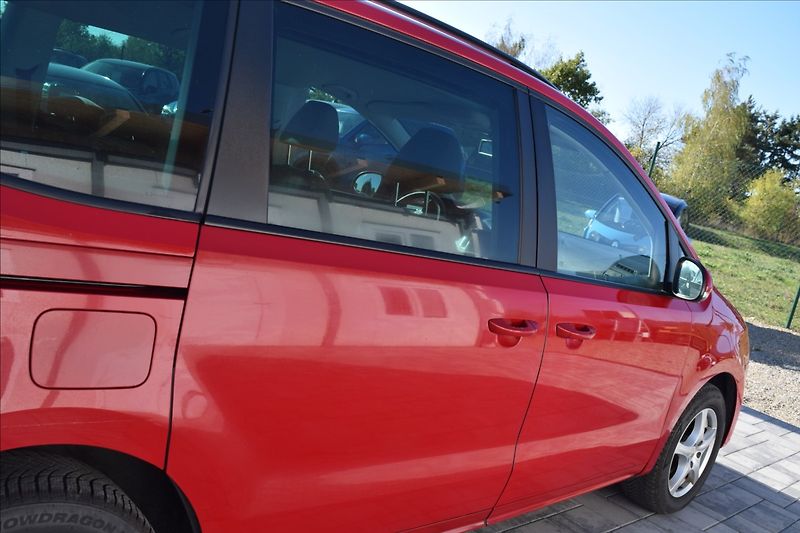 Seat Alhambra 1,4 TSi 110KW KLIMA NOVÁ NÁPLŇ - fotka 11 z 48