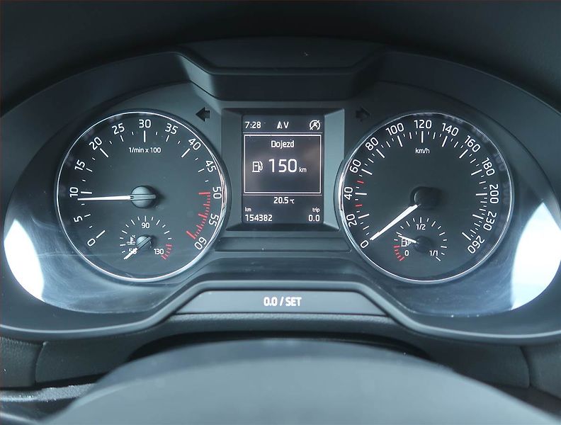 Škoda Octavia (2015) Ambition Plus 1.6 TDI 4x4 - fotka 11 z 15