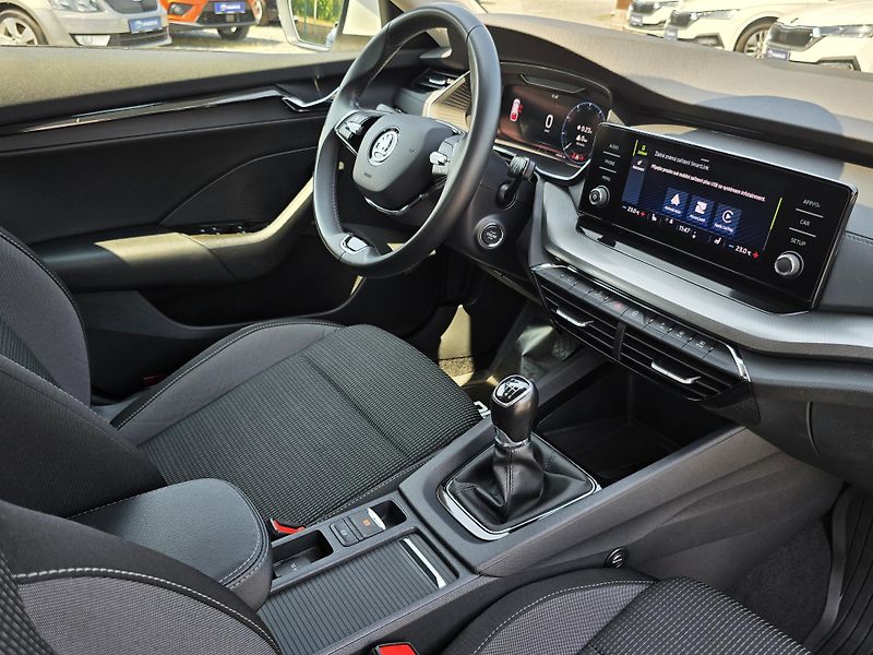 Škoda Octavia 2.0TDI 85KW AMBI+ NEHAVAR ČR - fotka 21 z 37