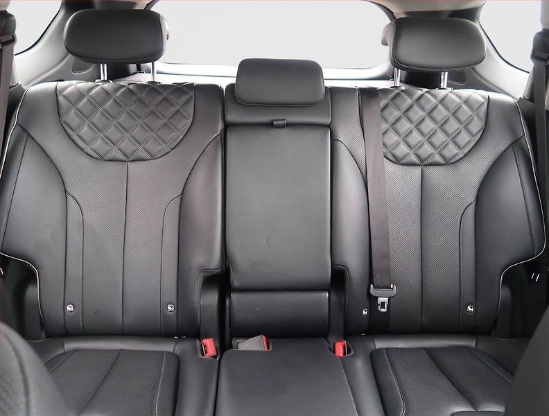 Hyundai Santa Fe (2022) Plug-in Hybrid - fotka 10 z 18