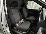 Volkswagen Caddy 1.4TGI BMT DSG TAŽNÉ VÝHŘEV - náhled 34