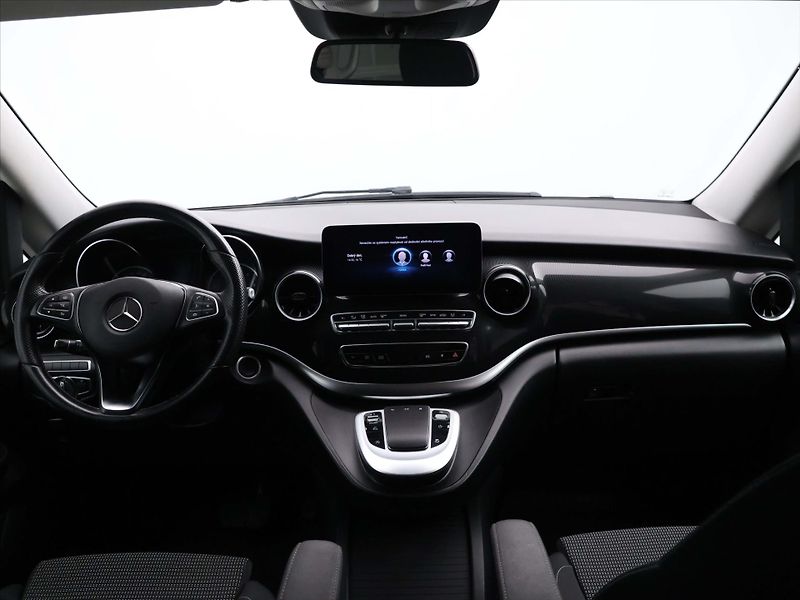 Mercedes-Benz Třídy V 2,0 250d 140kW L Exclusive CZ - fotka 24 z 32