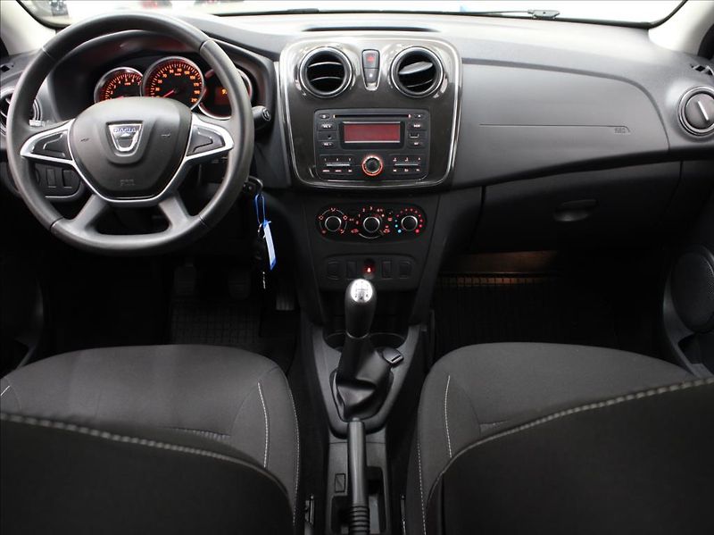 Dacia Sandero 1,2 i 54kW Arctica 99tkm.ČR - fotka 8 z 20