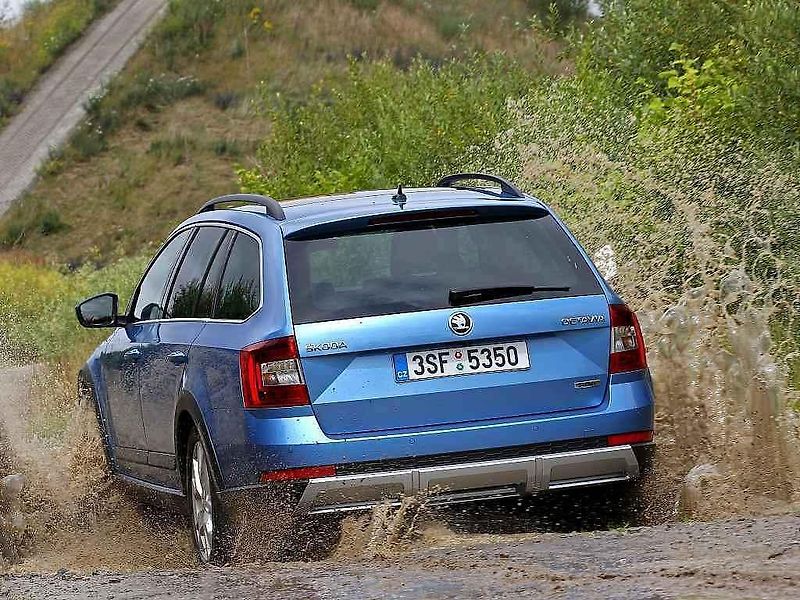 Škoda Octavia Scout.