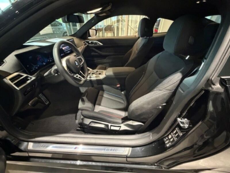 BMW Řada 4 (2026) 430i xD M-Sport HuD 360 - fotka 5 z 8