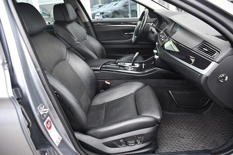 BMW Řada 5 530d xDrive ČR 2xKOLA - fotka 13 z 47