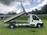 Peugeot Boxer (2021) 2.2HDi sklápěč 3.6m  43000 km  - náhled 3