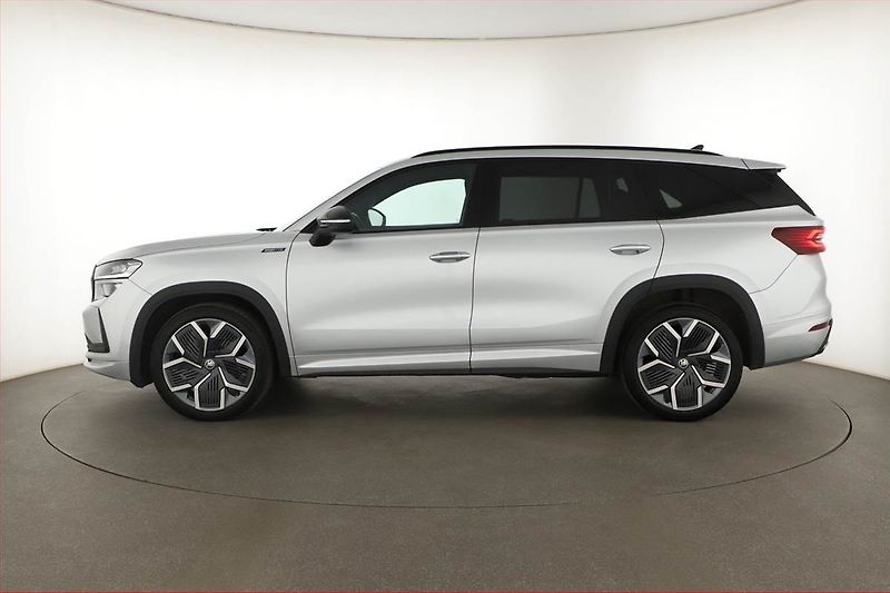 Škoda Kodiaq (2024) 2.0 TDI, Sportline - fotka 3 z 21