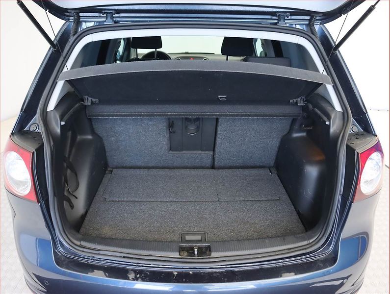 Volkswagen Golf Plus (2011) 1.6 TDI, Park. senzory - fotka 14 z 15