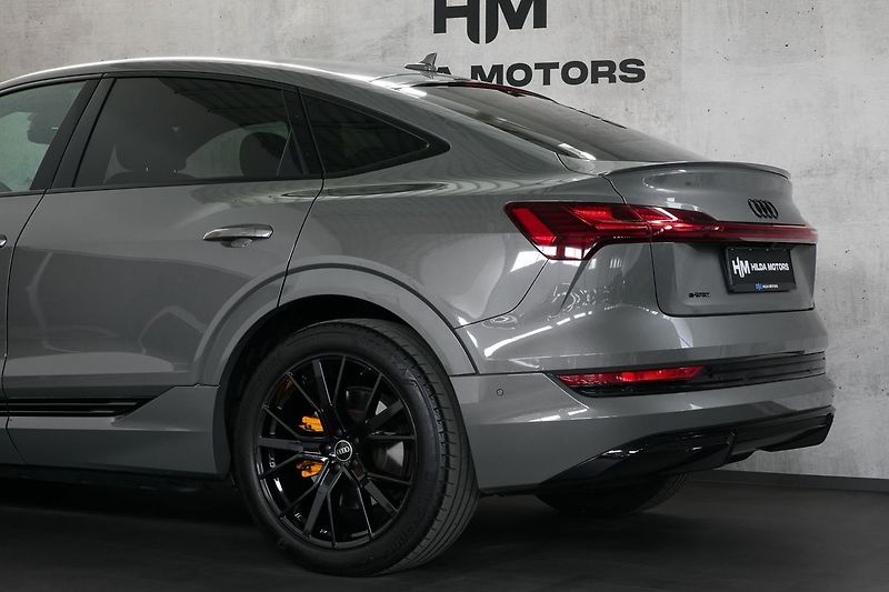 Audi e-tron 55 300kW SB BlackEdit ZÁRUKA - fotka 7 z 48