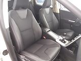 Volvo XC60 2.4D,129kW,KŮŽE ,SERVI.KNÍŽKA! - náhled 15