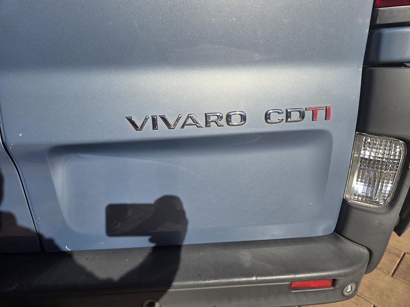 Opel Vivaro 2.0CDTI 84kw 8Míst - fotka 28 z 33