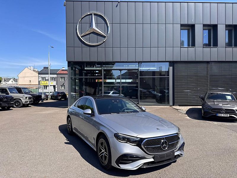 Mercedes-Benz Třídy E (2026) E 450 d 4MATIC - fotka 1 z 20